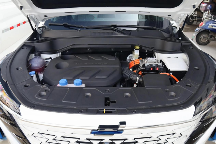 综合优惠至高3.5万插混SUV蓝电E5，5-7座可选，不比欧尚Z6 iDD香？