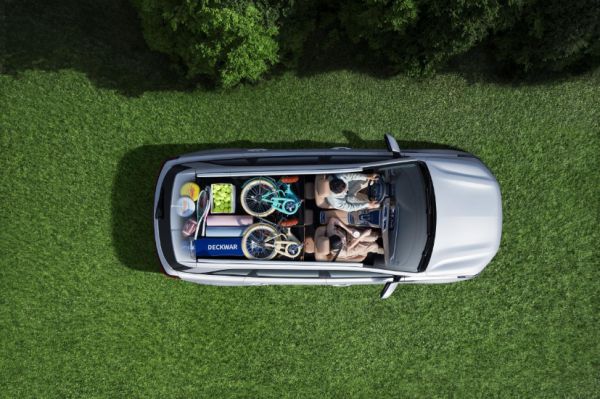 10万元购车新选择，蓝电E5荣耀版与启源Q05，谁才是家庭出行首选